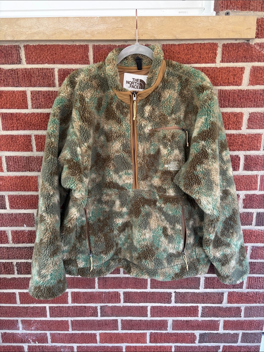 The North Face Mens Green Camo Sherpa Pullover Jacket